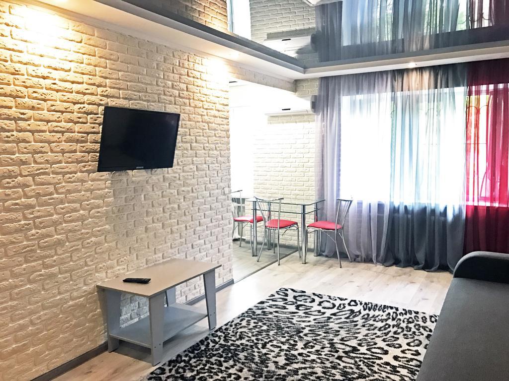 Apartment On Pushkina Запорожье Экстерьер фото