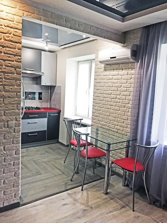 Apartment On Pushkina Запорожье Экстерьер фото
